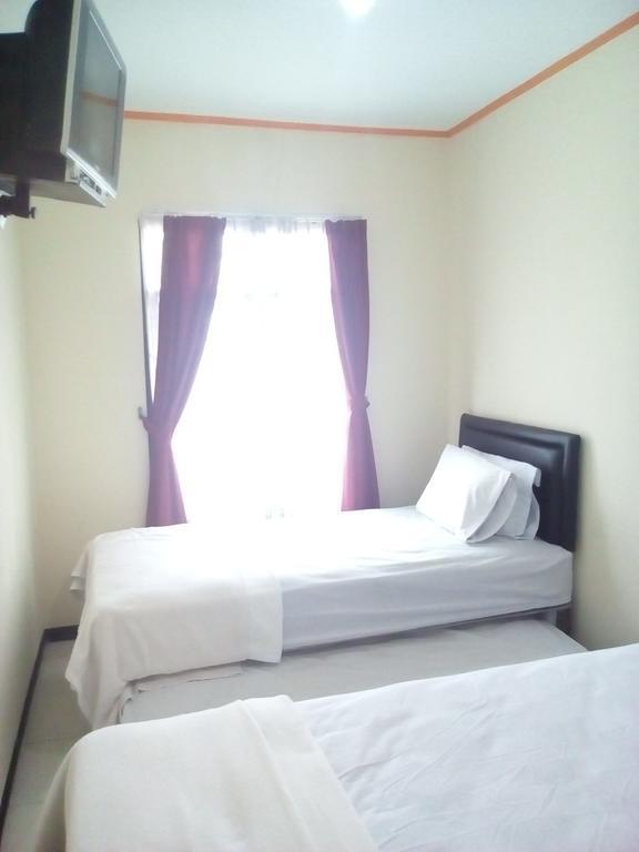 Simply Homy Guest House Pasteur Bandung Exterior photo