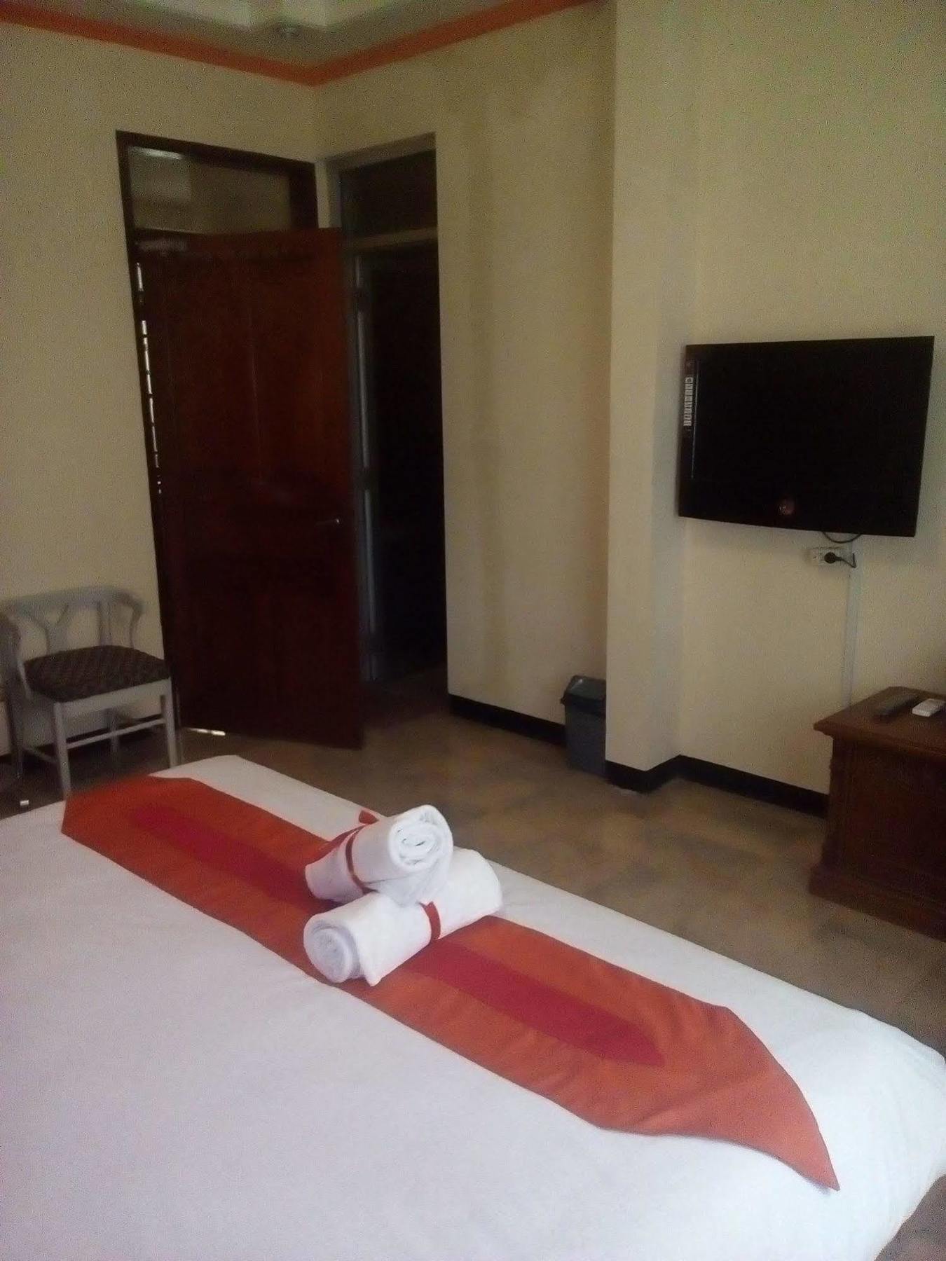 Simply Homy Guest House Pasteur Bandung Exterior photo